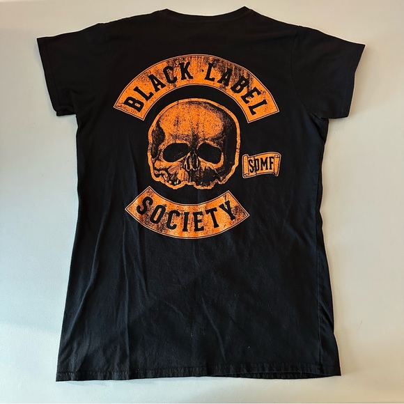 Black Label Society Women’s Black T-shirt BLS logo on back LIKE NEW Size XL - Picture 2 of 8